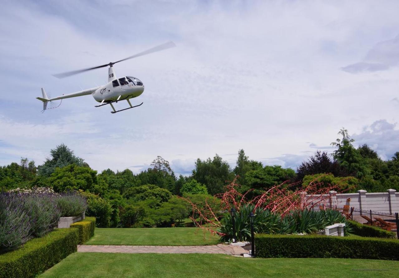 The Pillars Retreat Bed & Breakfast Taupo Exterior photo